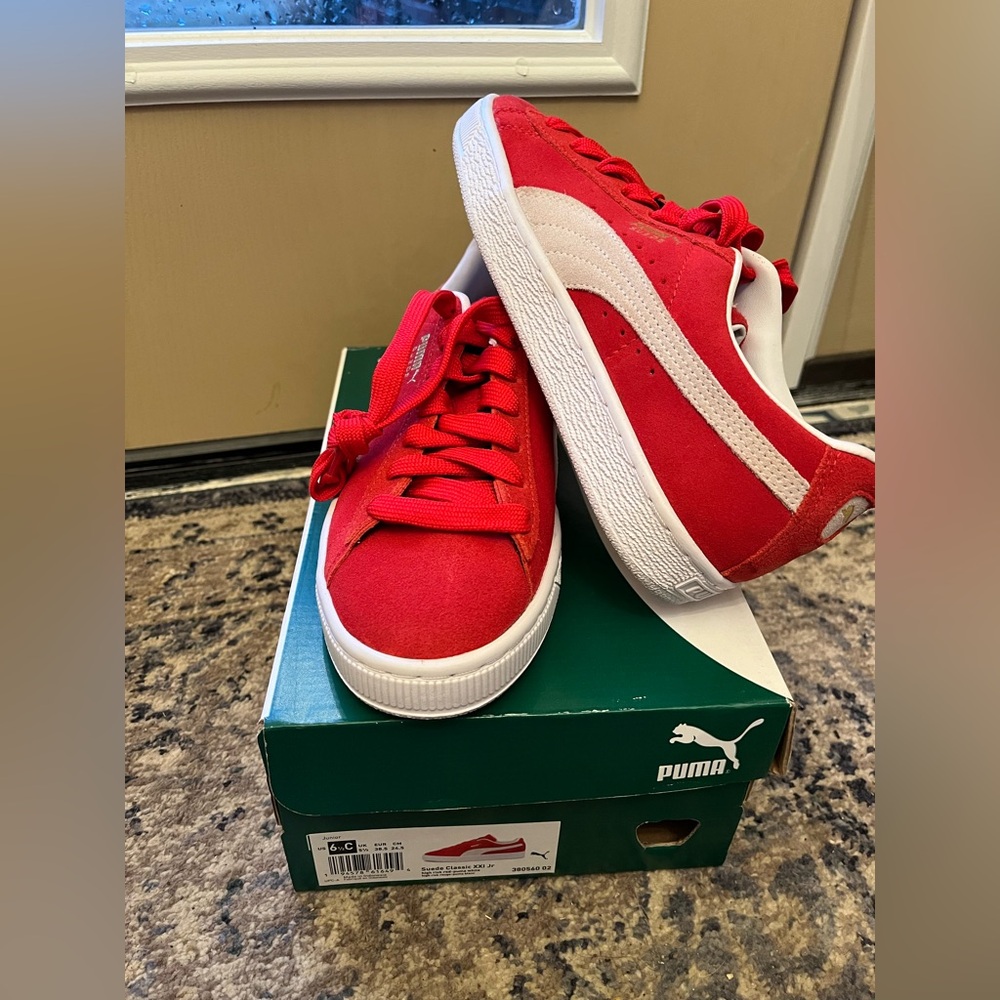 Red puma suede classics